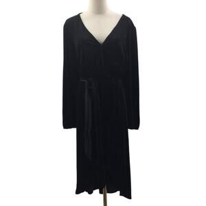 BLOOMCHIC 22-24 3X Plus Black Velvet Belted Wrap Arc Hem Midi Dress NWT B31